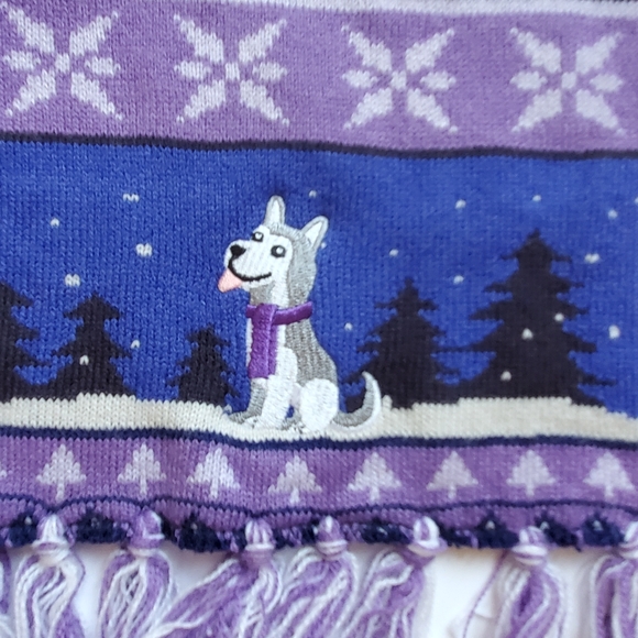 Winter scarf embroidered Dog with Snowflakes and trees christmas/winter - Picture 2 of 4